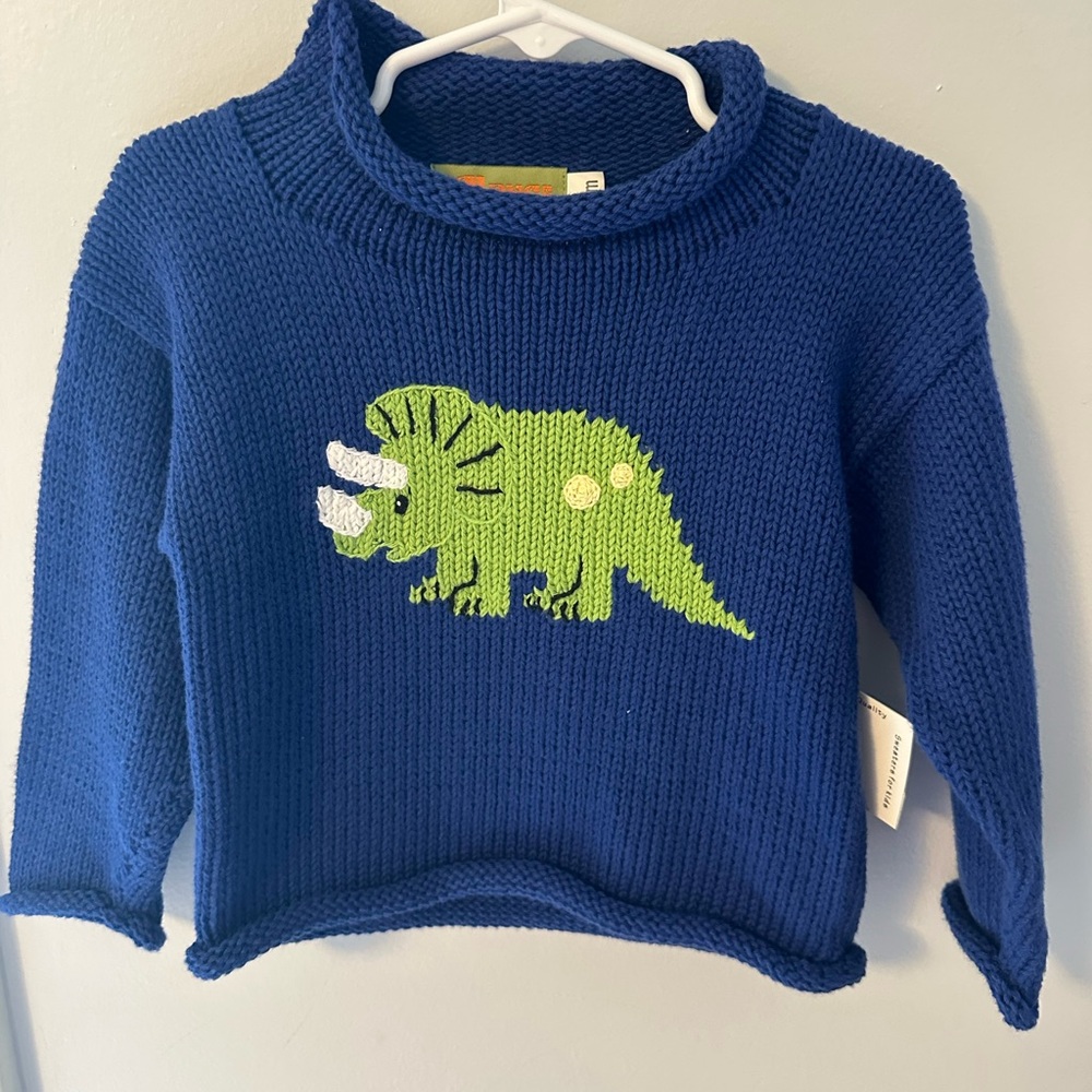 NWT Claver sweater